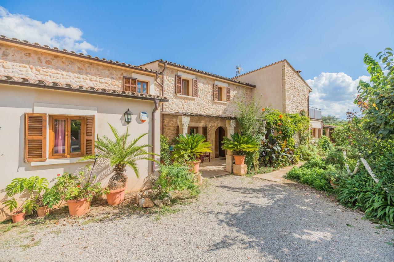 Antonia La Font Villa